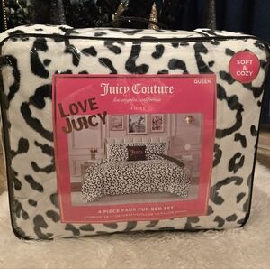 Juicy Couture White/black queen leopard print comforter set new